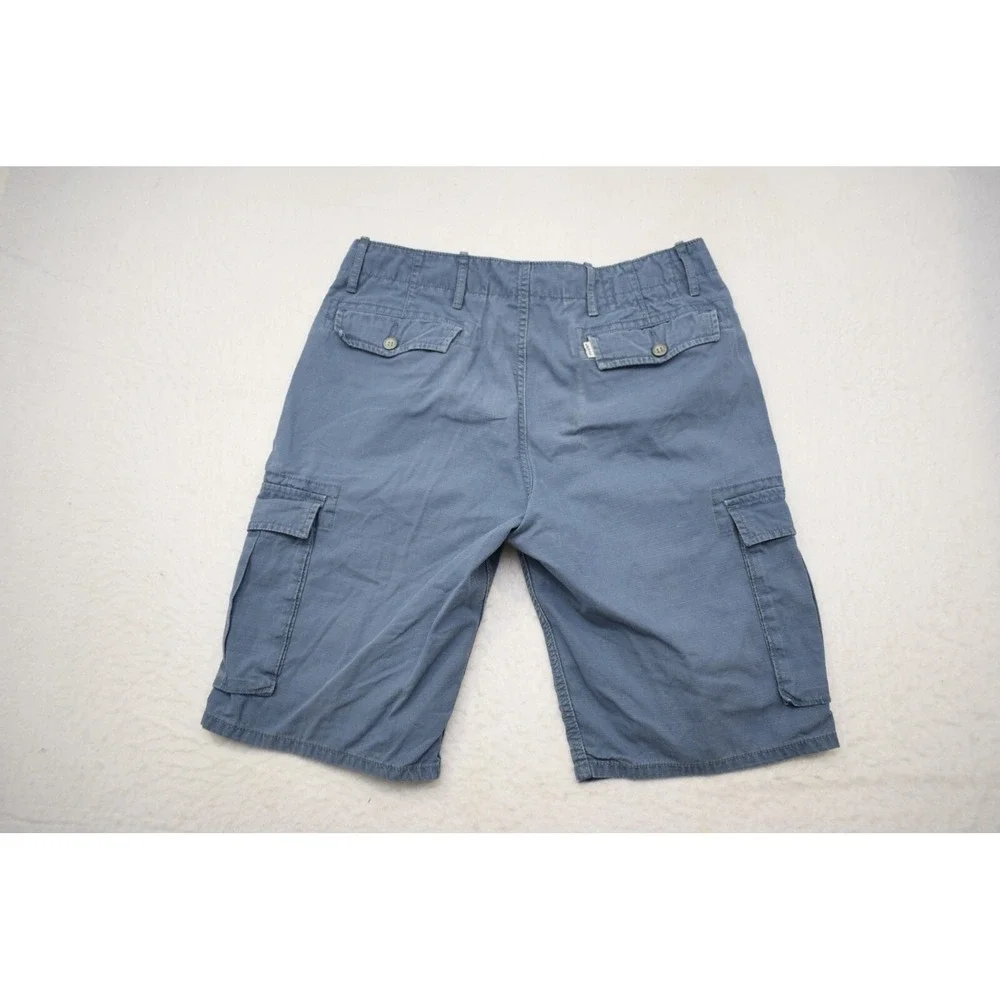 Levis waist 16